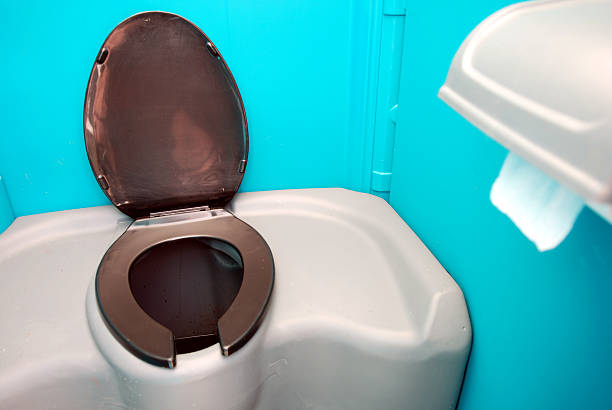 Best Portable toilet rental cost  in Clear Lake, WI